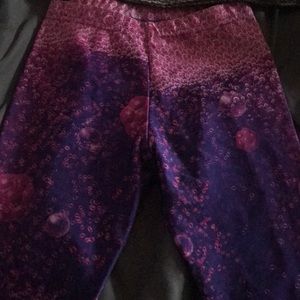 Special edition leggings , 5 different designs